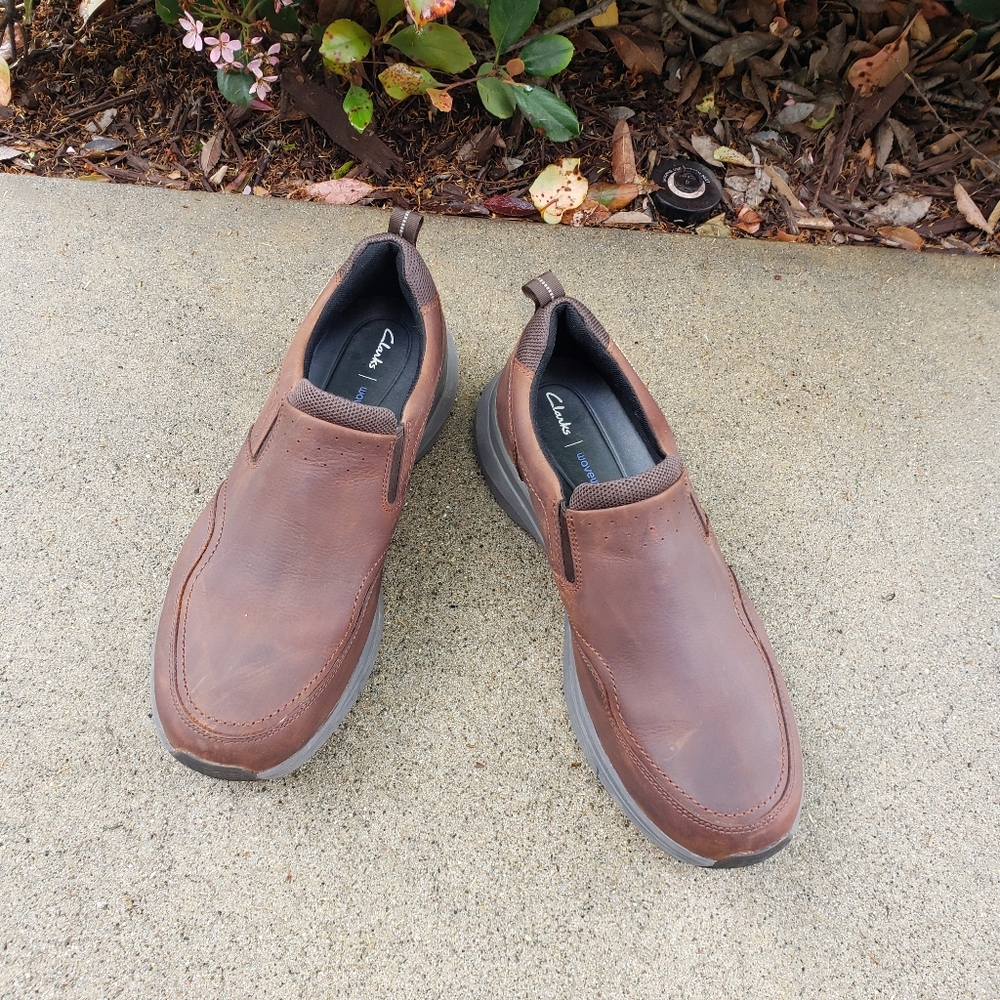 Clarks Wave 2.0 Edge Black Leather Size 13 Meduim